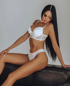 Аня