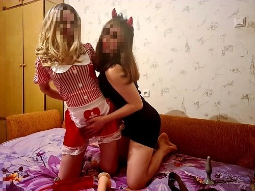 Подружки лесби откровенное 